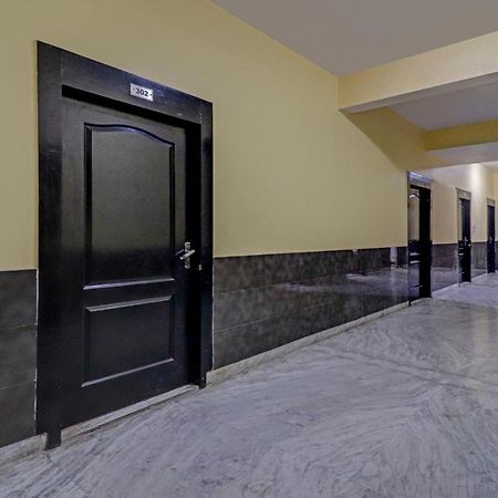 Treebo Trend Radha Palace Mathura Zewnętrze zdjęcie