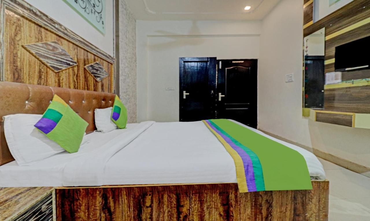 Treebo Trend Radha Palace Mathura Zewnętrze zdjęcie
