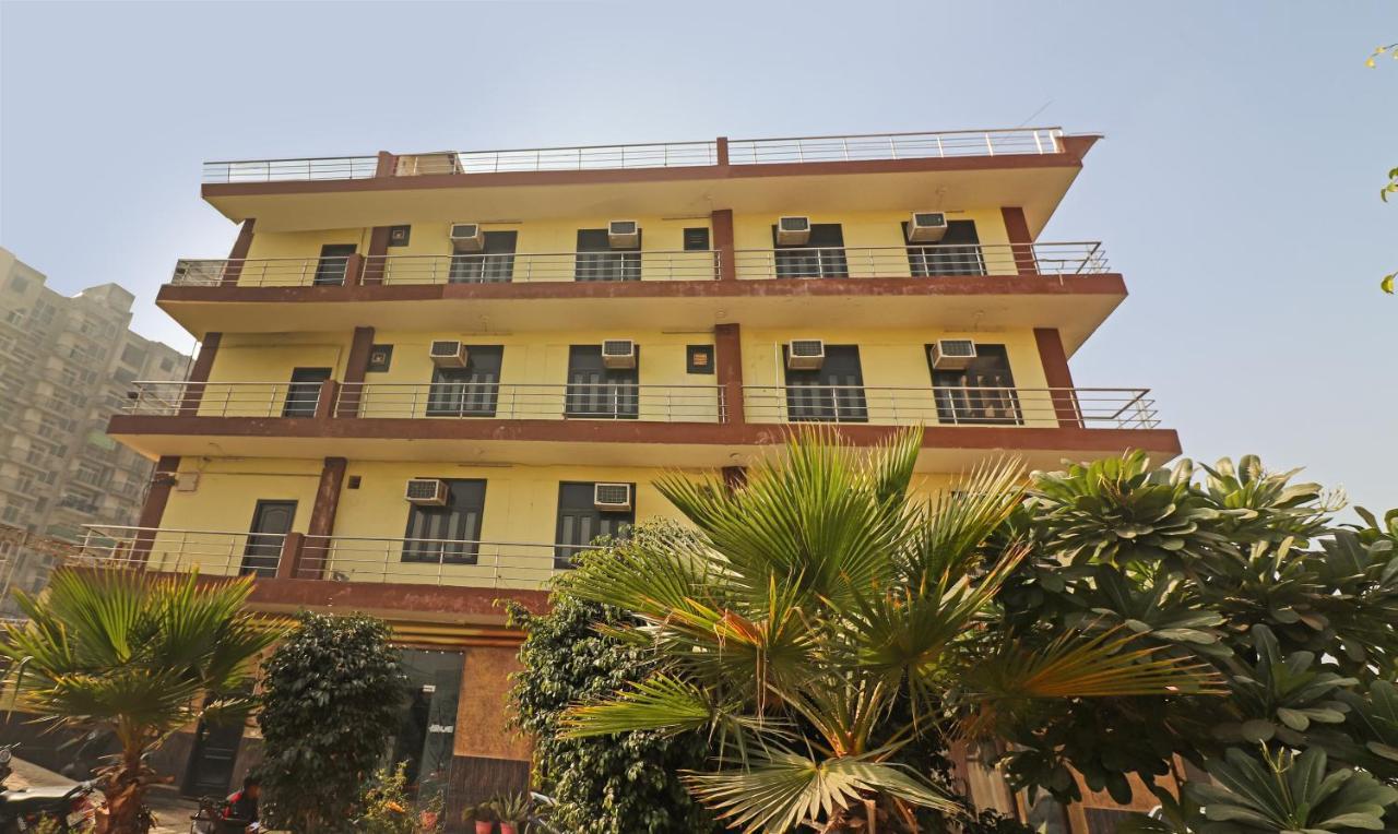Treebo Trend Radha Palace Mathura Zewnętrze zdjęcie