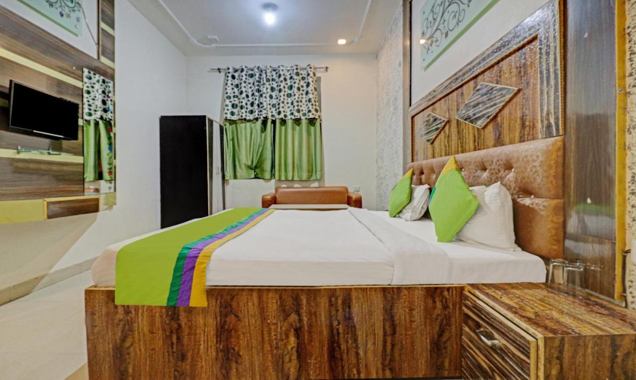 Treebo Trend Radha Palace Mathura Zewnętrze zdjęcie